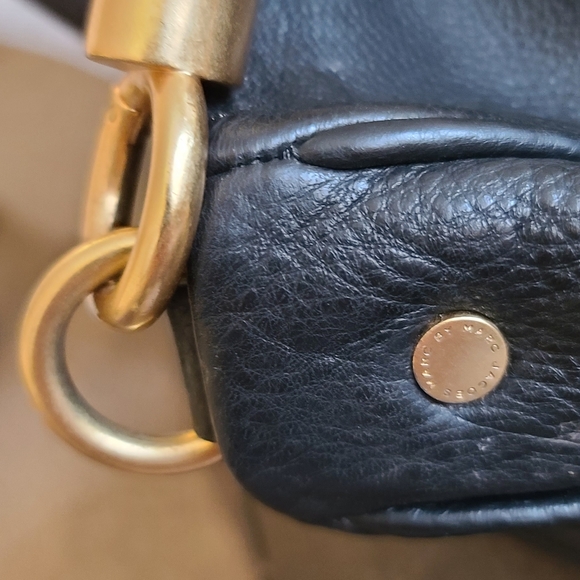 GENUINE  LEATHER MARC JACOBS HOBO PURSE - Picture 12 of 12